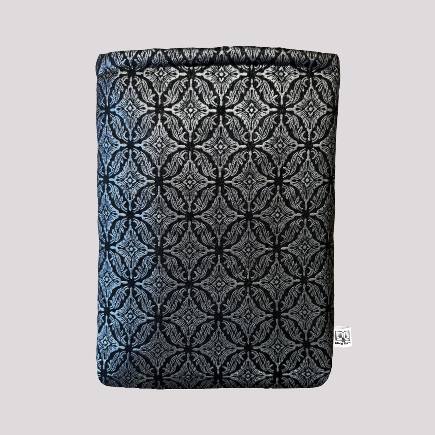 Book Sleeve Zwarte Roos