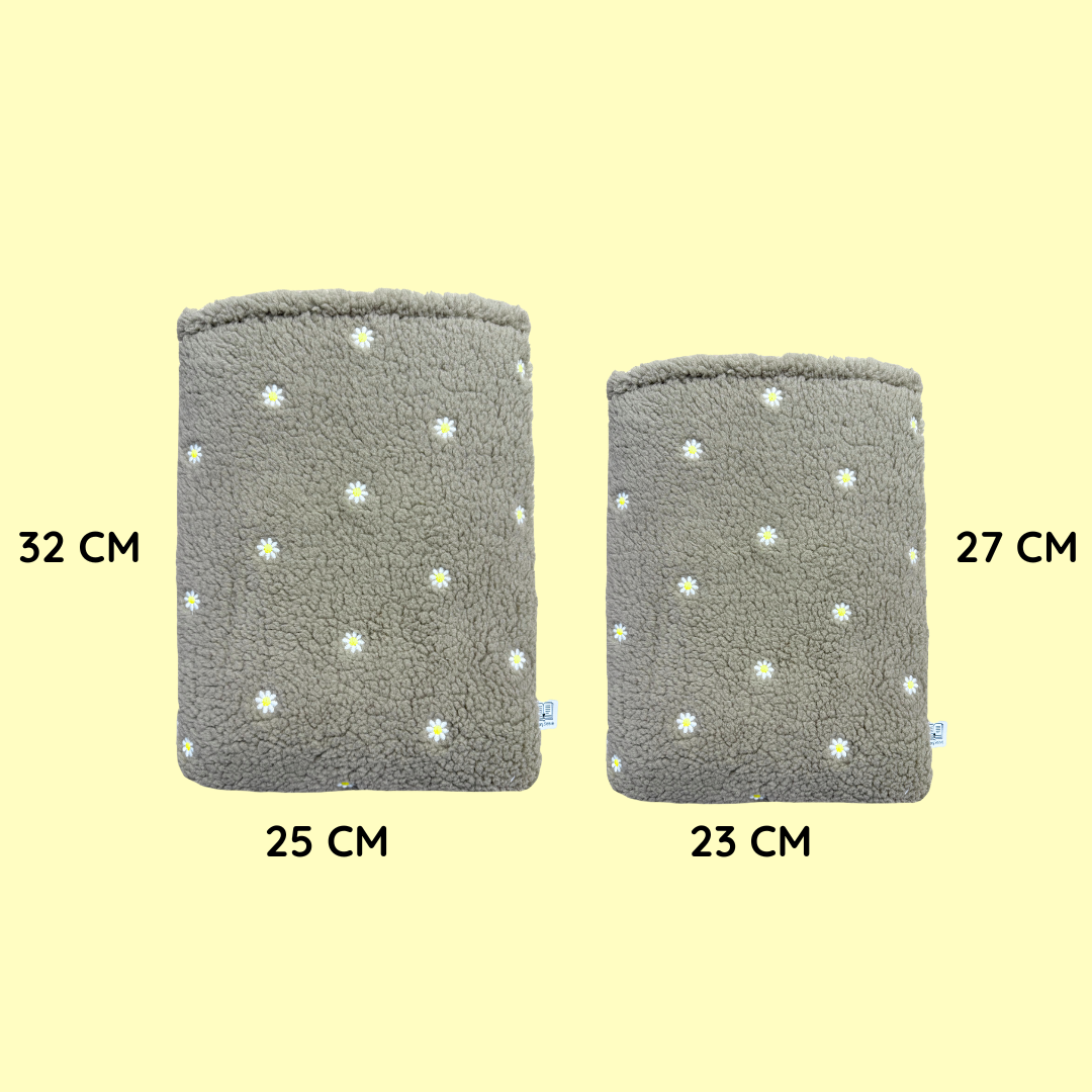 Book Sleeve Daisy Dreams