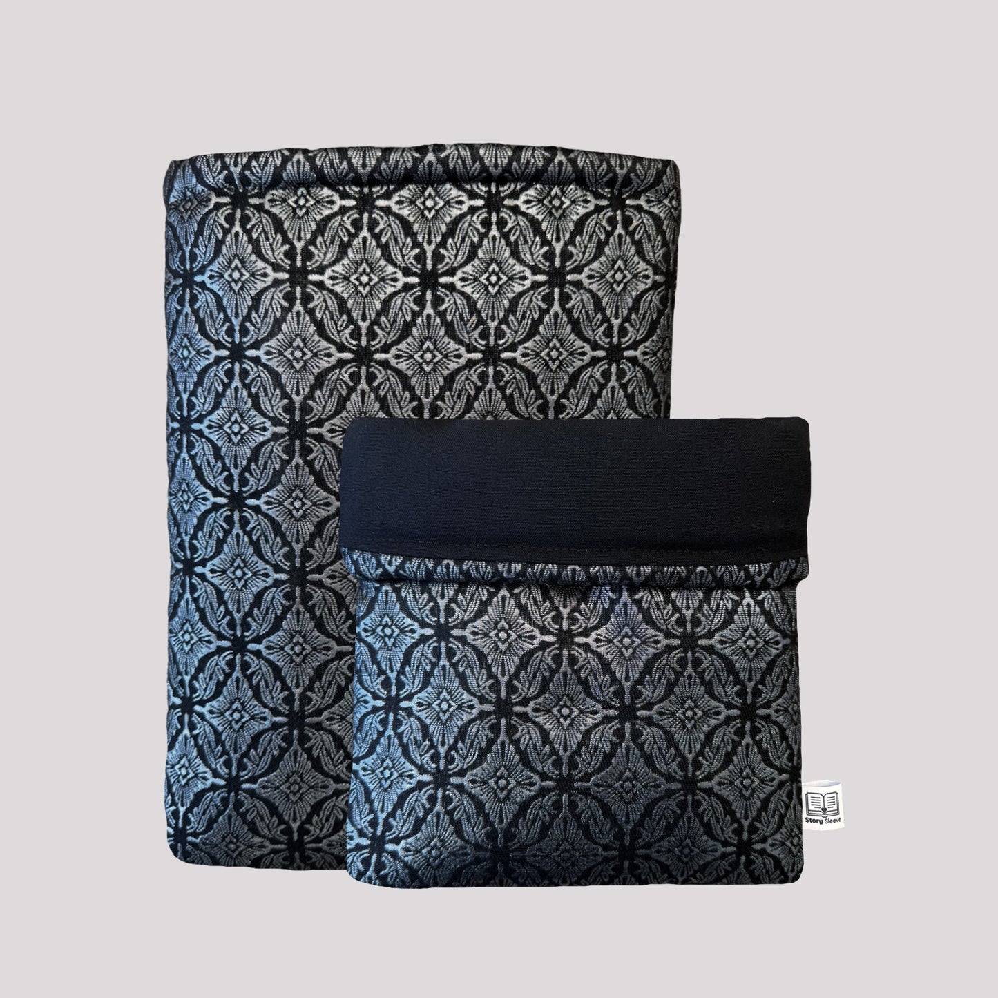 Book Sleeve Zwarte Roos