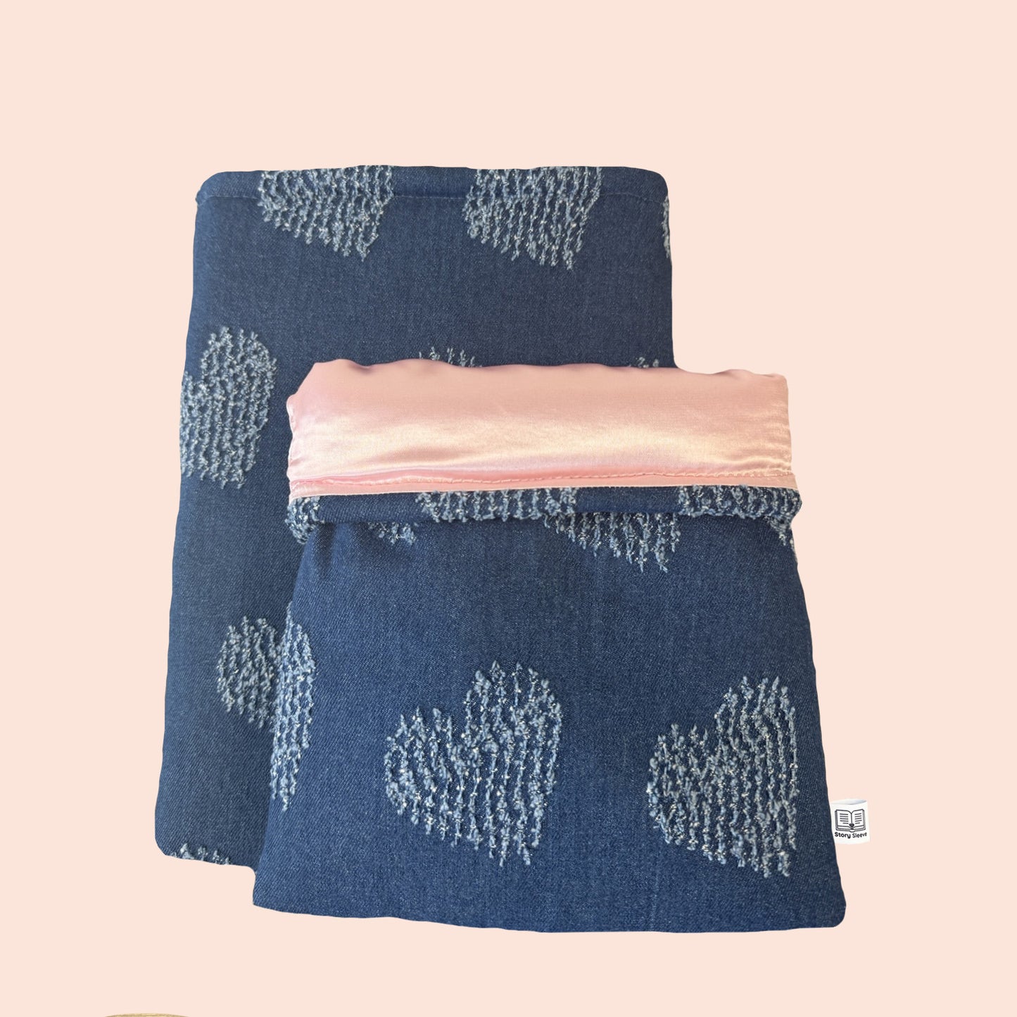 Book Sleeve Love in Blue